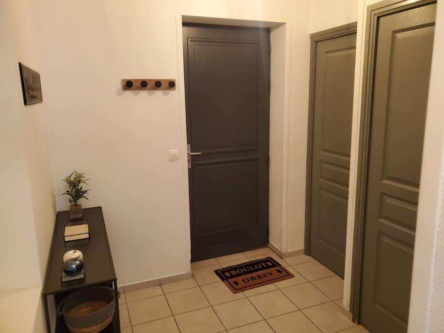 Appartement Moderne En Ville Armentières Exterior foto